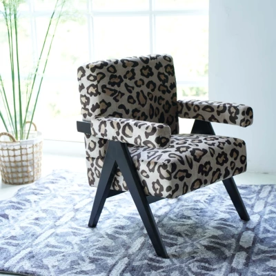 Sillón con estampado de vaca,  - Commercial Fabric Printing reseña y precio